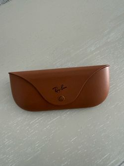 Ray-Ban Meta Charging Case