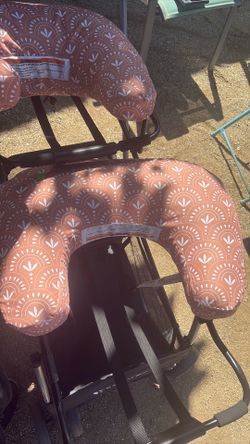Baby feeding pillow