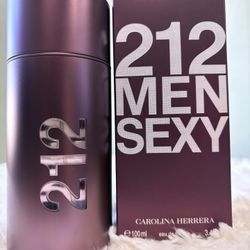 Carolina Herrera 212 Sexy Men Perfume 