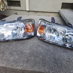 2007 Toyota Highlander Headlights