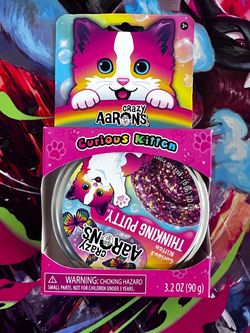Crazy Aaron's Curious Kitten Thinking Putty