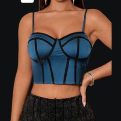 New Women’s Top Size Medium 