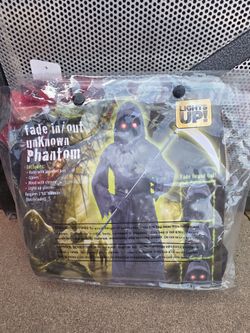 Fade In And Out Ynknown Phantom Costume