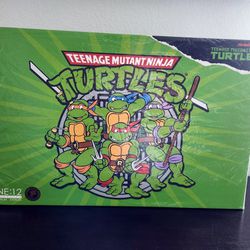 Mezco Toyz One :12 Excluaive  Teenage Mutant Ninja Turtles - Deluxe Animated Series Edition.