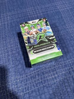 2025 Topps NFL Resurgence Trading Cards Blaster Box
