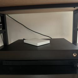Xbox One x