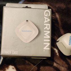 Garmin Cast Striker Fish Finder