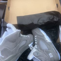 Wolf grey Jordan 5