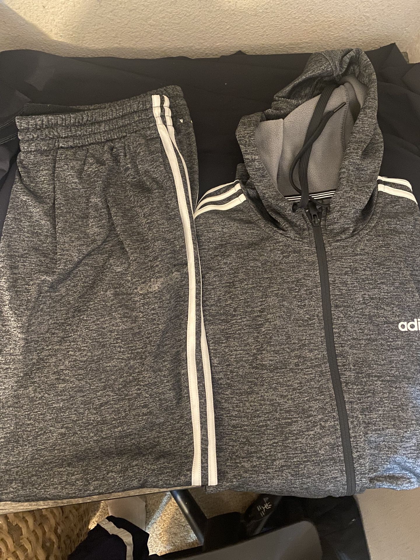 Adidas Mens Jogging Suit XL
