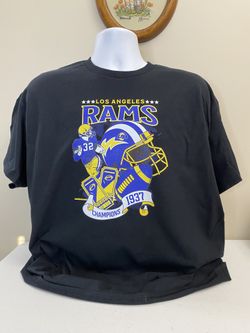 LA Rams Design T-shirt, New, Size XL, (item 378) 