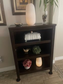 Dark chocolate brown 3 shelf bookcase