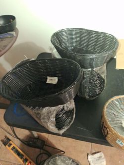Basket oval black 10 x 6.5 x 3"