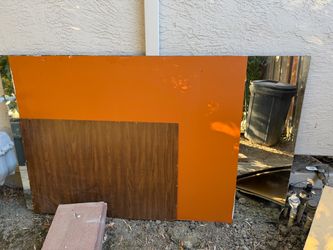 Pleasanton, free mirrors