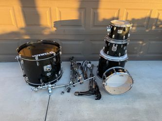 Yamaha stage custom drum kit