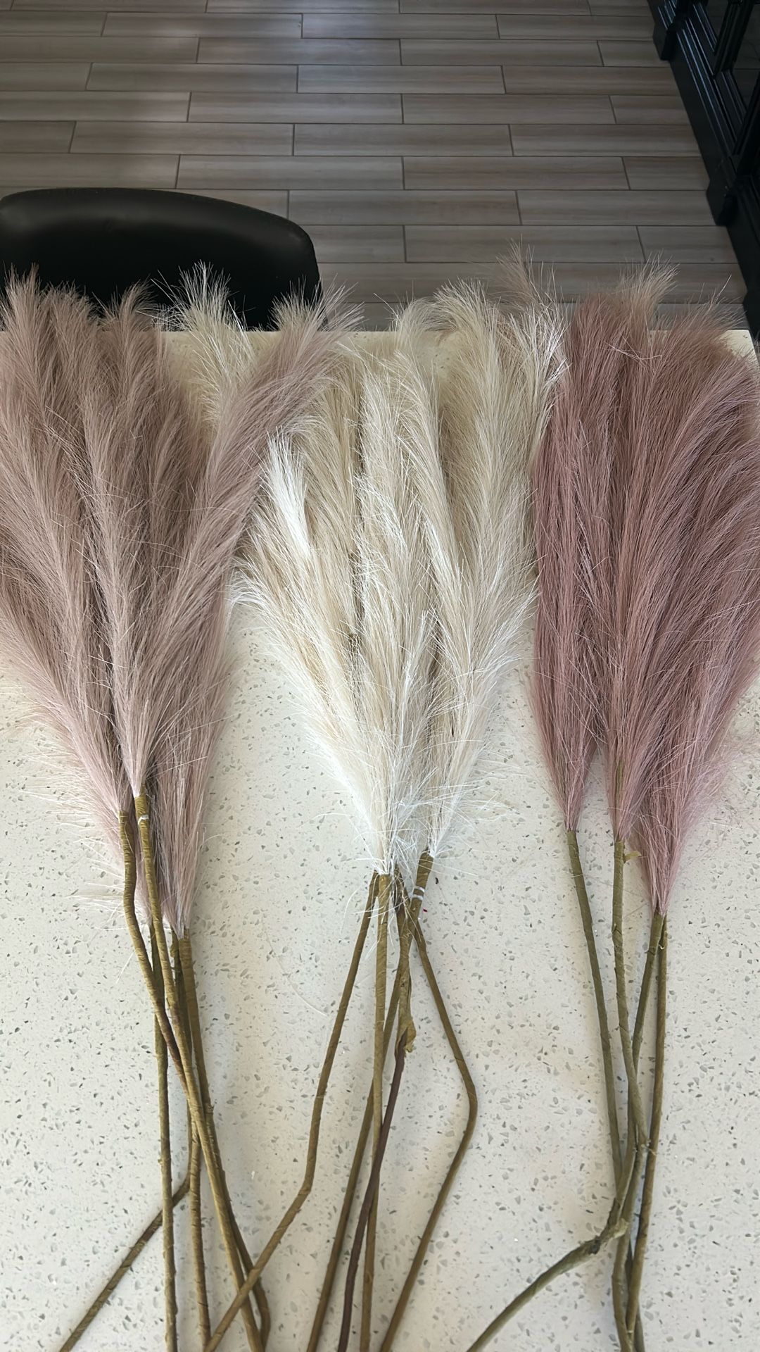 Pink Burlap Pampas Grass Stem