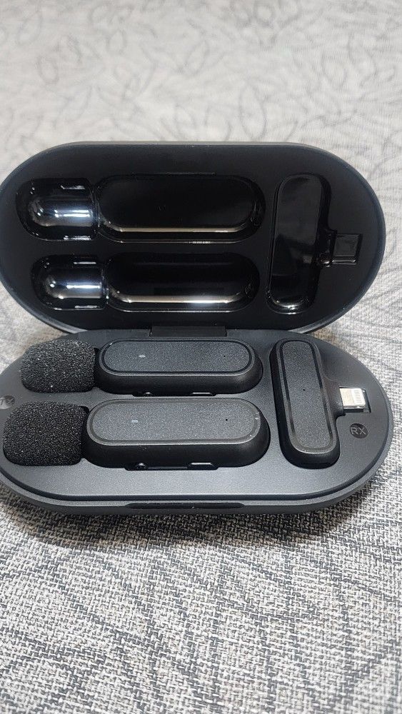 2 Wireless Microphone for iPhone Noise Reduction Portable Audio Video