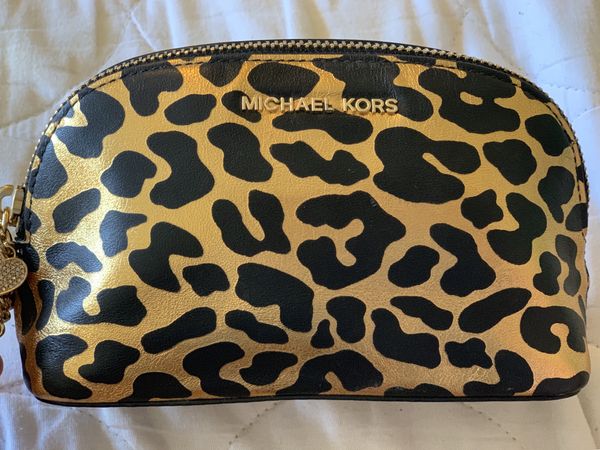 Michael Kors Cosmetic Bag On Gold Nwt