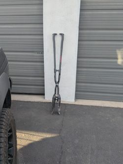 Razor Back Post Digger