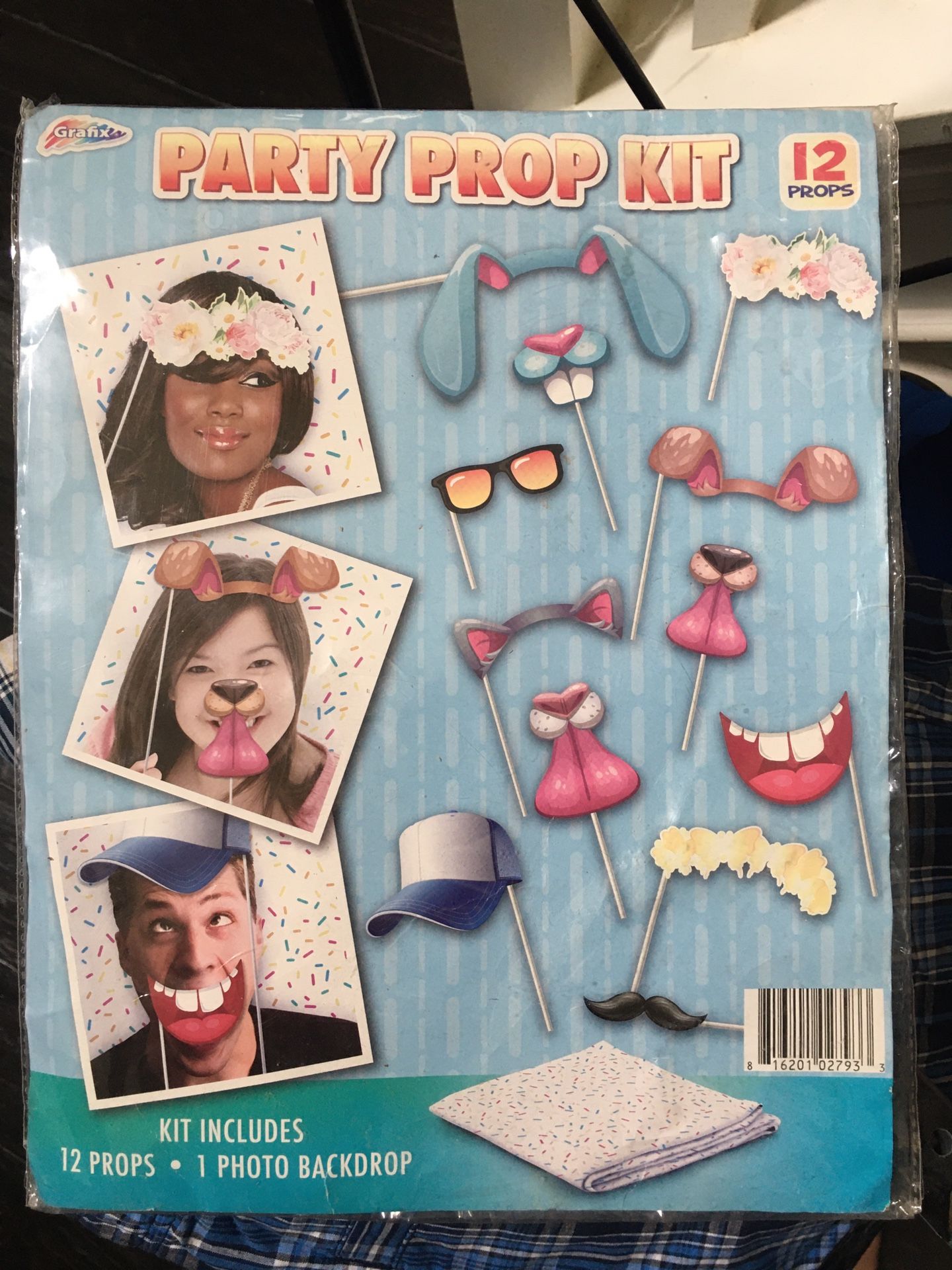 Party Picture Props Kit. New. Unopened 