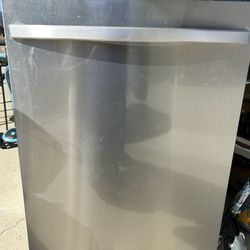 Samsung DW80R5061US StormWash Dishwasher 