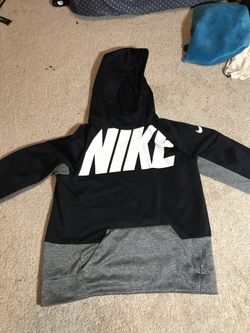 Nike sweatshirt