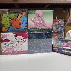Pokemon Center ETB 