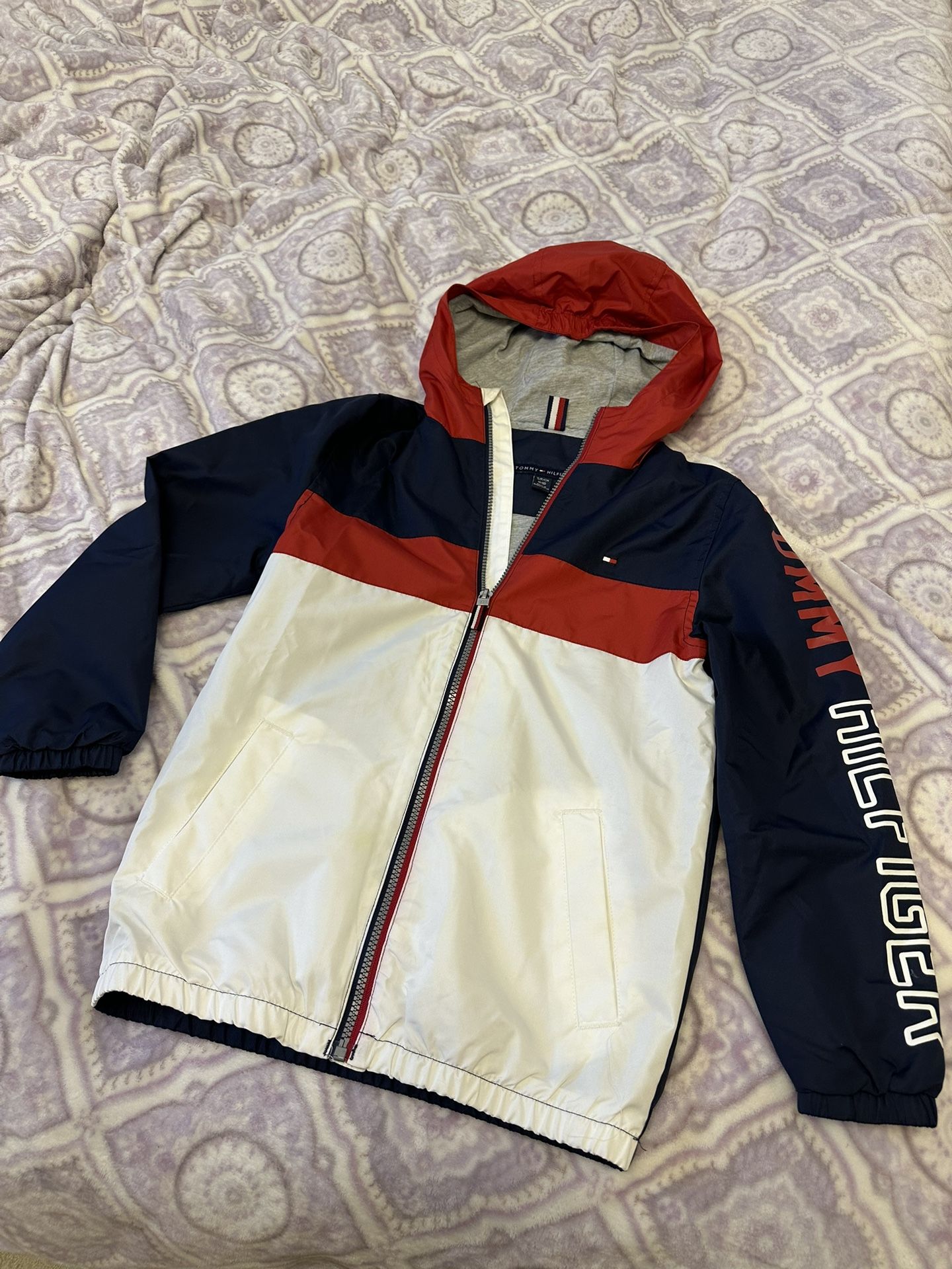Tommy Hilfiger Rainbreaker Boys 8/10Y Weather System Jacket Rain Coat
