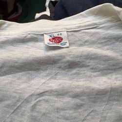 Vintage Hill 1980s V Neck T Small 