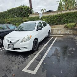 Nissan Versa 2014   