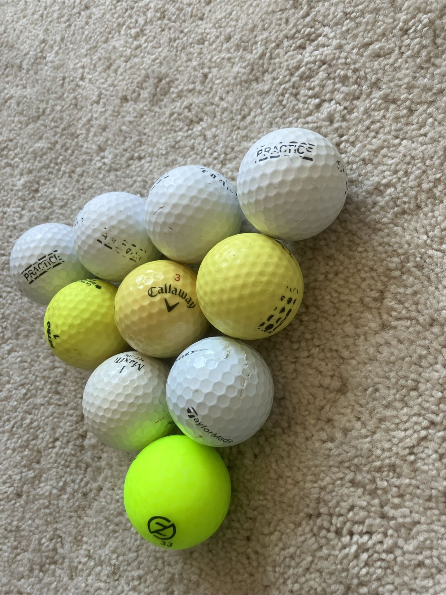10 Pack Minimal Use Golf Balls