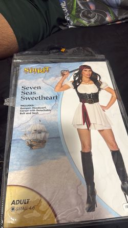 Pirate women costume