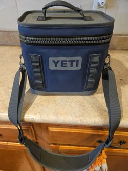 Yeti Hopper Flip 8