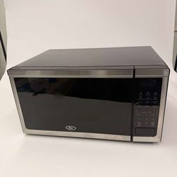Oster Conventional Microwave Oven 