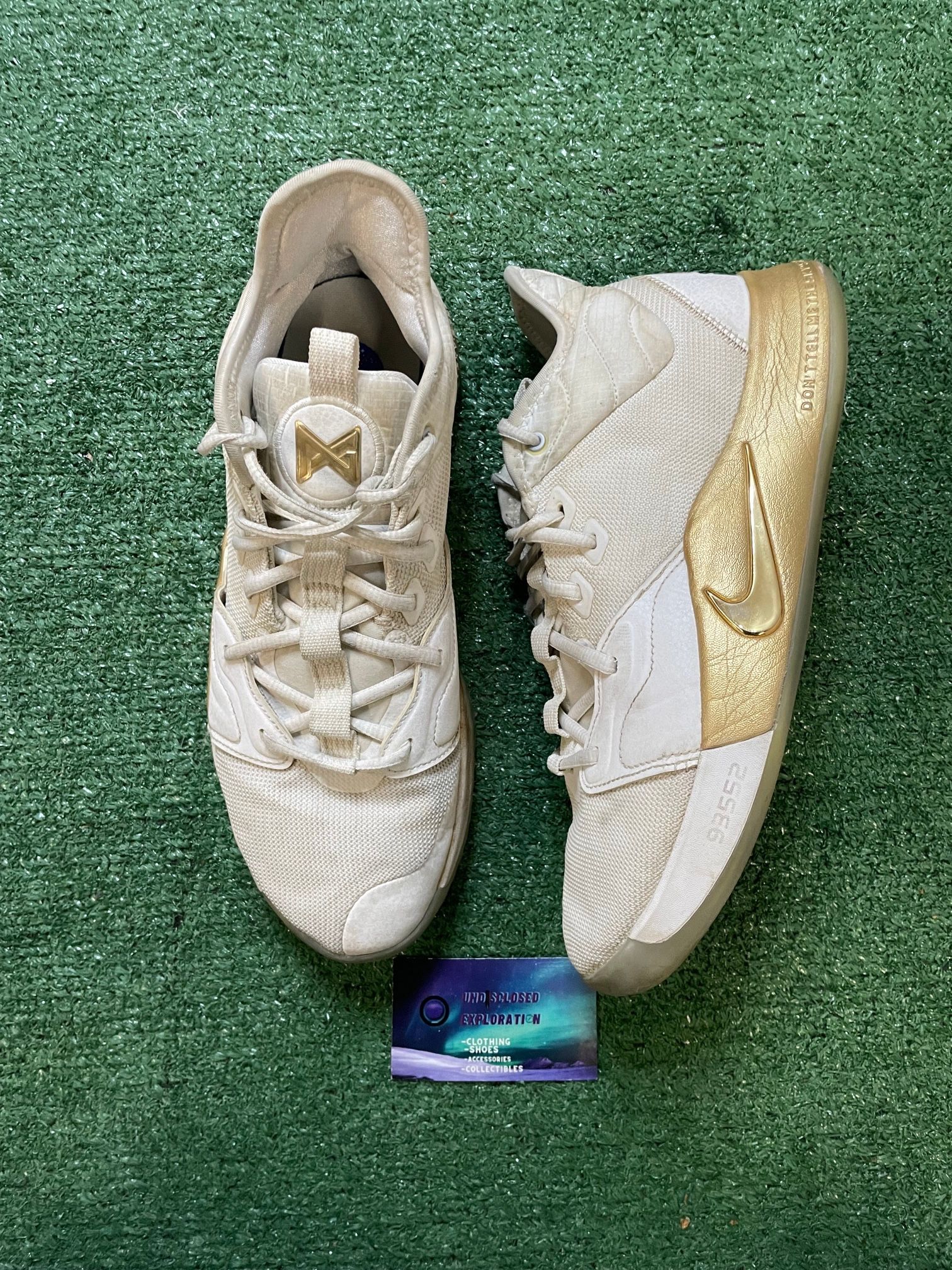 Nike PG 3 X NASA Apollo missions size 10men/11.5women