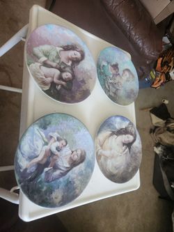 Used Set of 4  Guy Cambier La Fete Des Me`res Plates