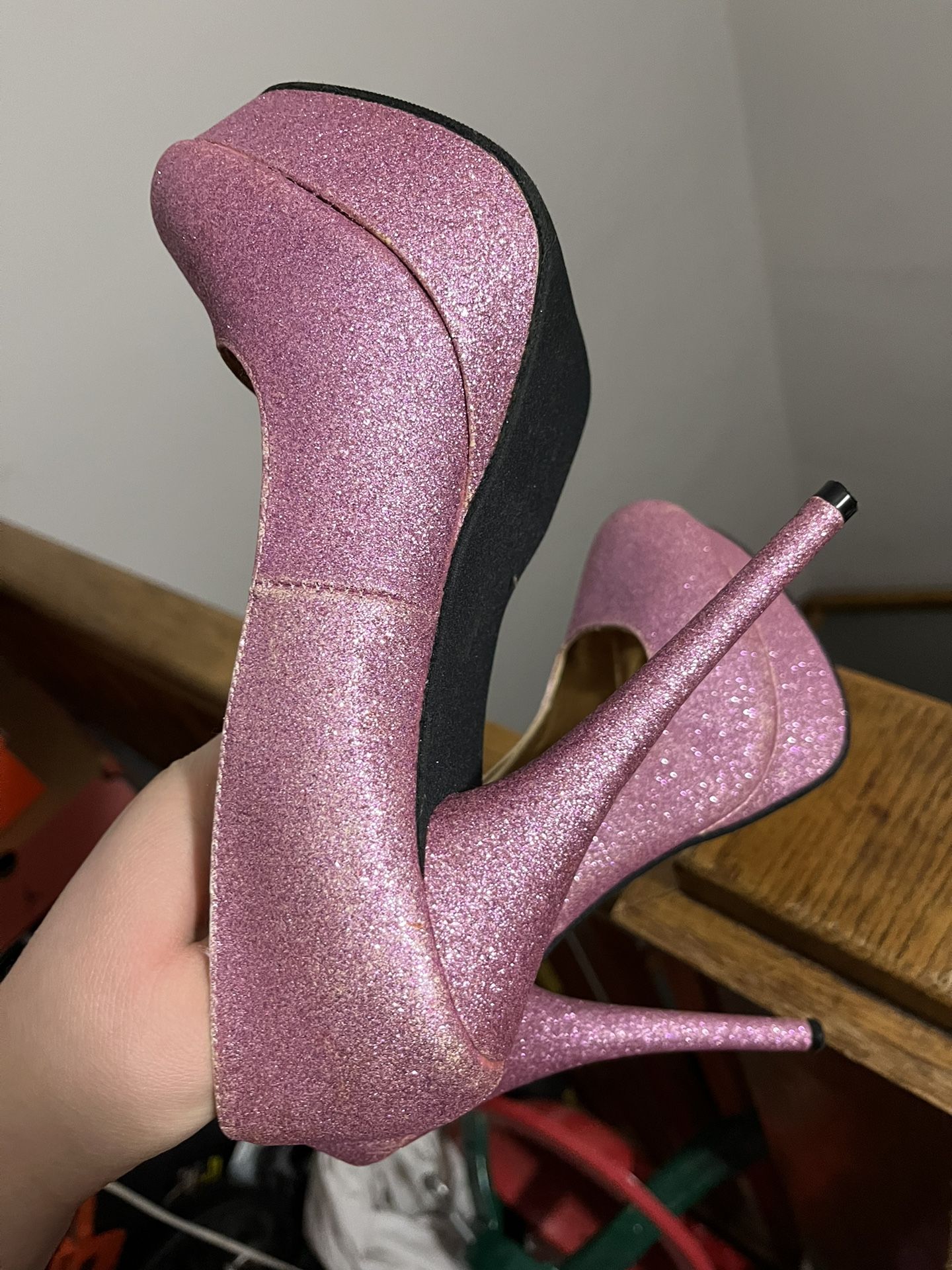 Sparkly Pink Heel 