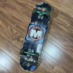 Maple skateboard Complete Thunder trucks 