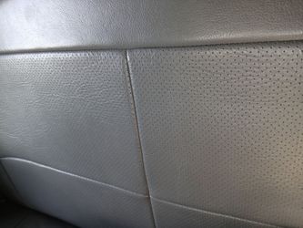 Ford 2003 extended van - 2 bench seats
