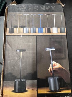 Rechargeable table lamp