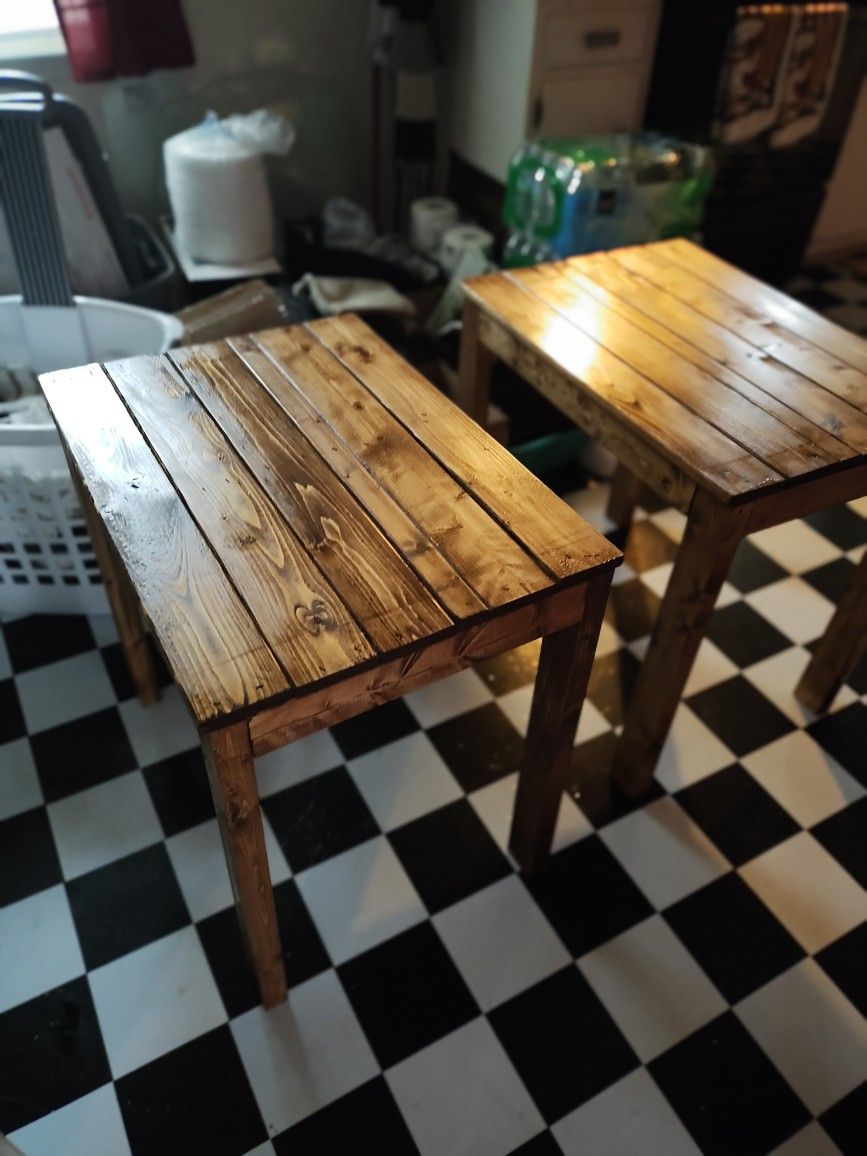 Special Walnut Stain End Table Set