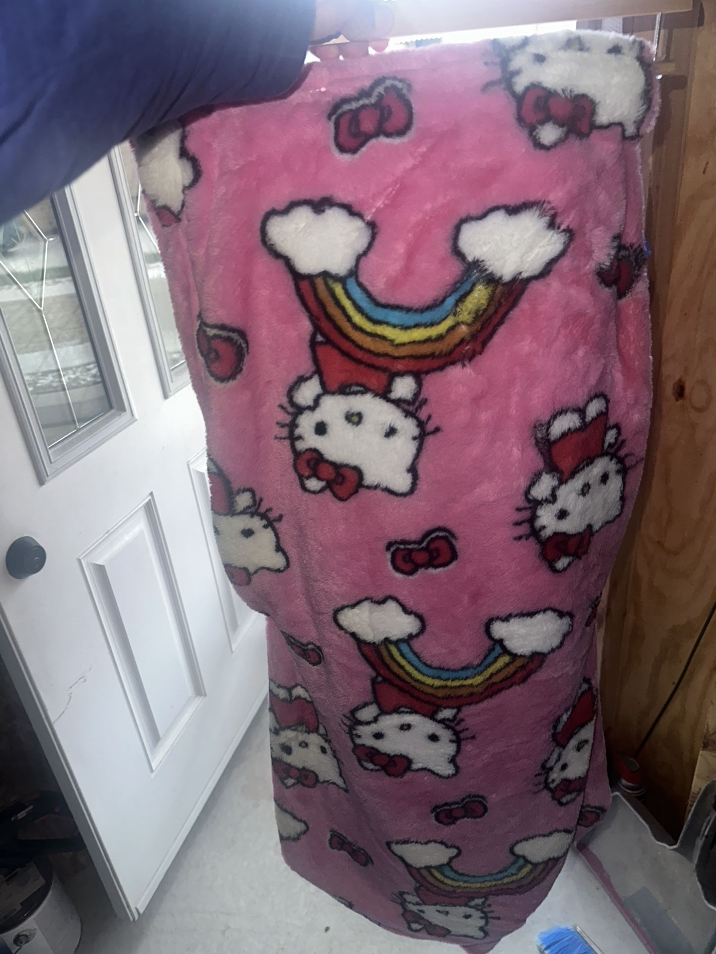 Hello Kitty Fuzzy Blanket