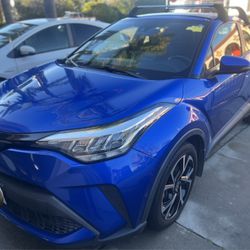 2020 TOYOTA C-HR XLE