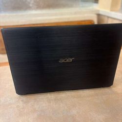 Laptop Acer aspire 3 500GB