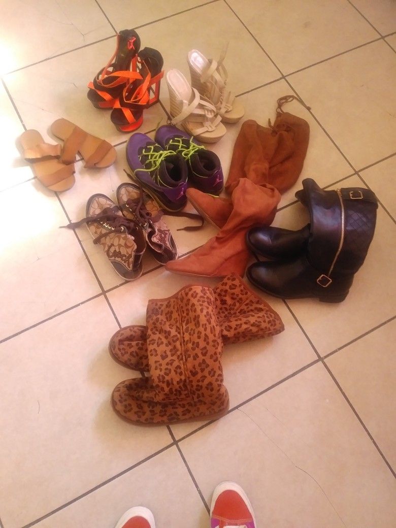 Ladies boots, Shoes, Sneakers And Sandals