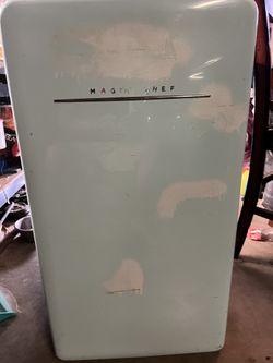 Refrigerator Magic Chef 