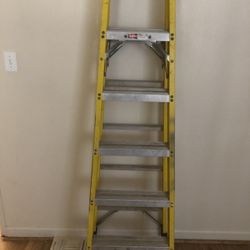 6’  Step Ladder 
