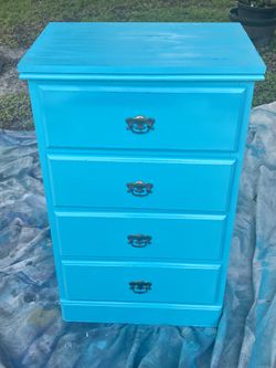 Farm beach House Thin Perfect Height Dresser