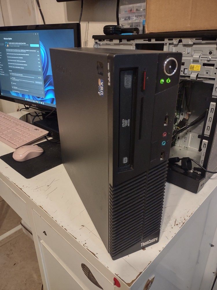 Lenovo ThinkCentre M73 SFF Desktop 