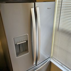 Whirlpool  30-inch Wide French Door Refrigerator - 20 cu. ft.