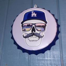 Dodgers Sign